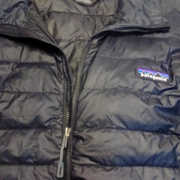 Patagonia Quilted logo-patch down jacket Size XL 09/24 - Picture 15 of 16
